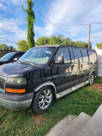 2003 GMC Savanna Passenger Van - Photo 5
