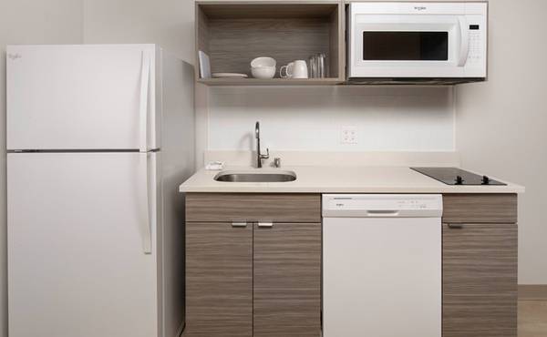 $2,044 / 1br - Your Ideal Stay - Affordable Monthly Rates, No Deposit Needed! (15637 W Valley Hwy, Tukwila, WA)63773355485441124