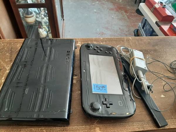 Wii U Console.  NOT complete 1