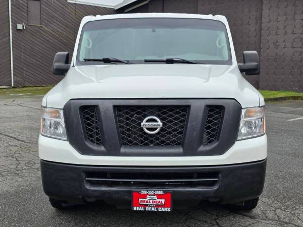 2017 Nissan NV 1500 SV - Photo 2