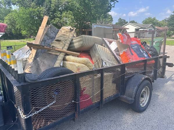 Eliminación de desechos / Transporte / Recogida y entrega: Llame hoy (Houston y áreas circundantes)63859313405185121