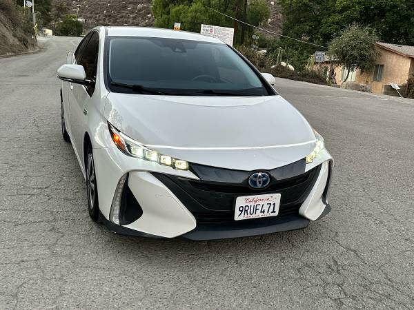 2017 Toyota Prius Prime - $12,900 (El Cajon)63440406272513121