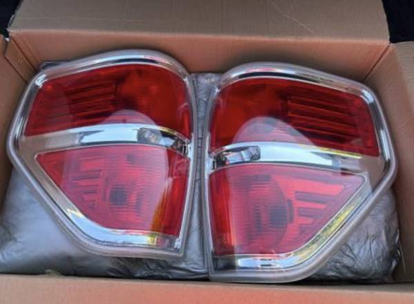2012 Ford F-150 Tail Lights 1