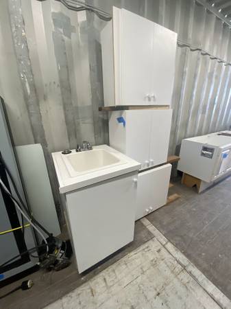 4 Piece White Laundry Cabinet Set 3 Uppers 1 Base Utility Sink Used 1