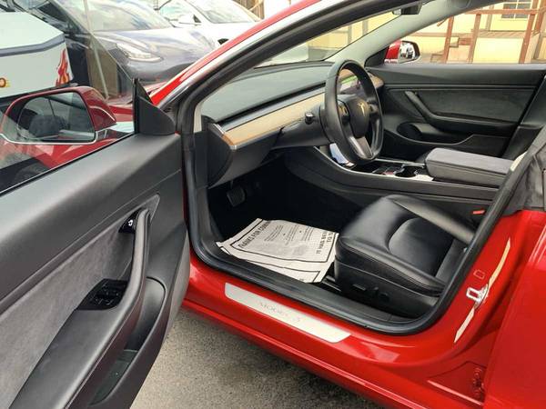 2018 Tesla Model 3 Financiamiento Fácil, Llame al 858 279 6862 SKU:26521 Tesla M - $20,992 (San Diego Auto Finders)63624812766339122