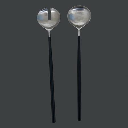 Beautiful metal salad serving set Never used, only stored in drawer. 1