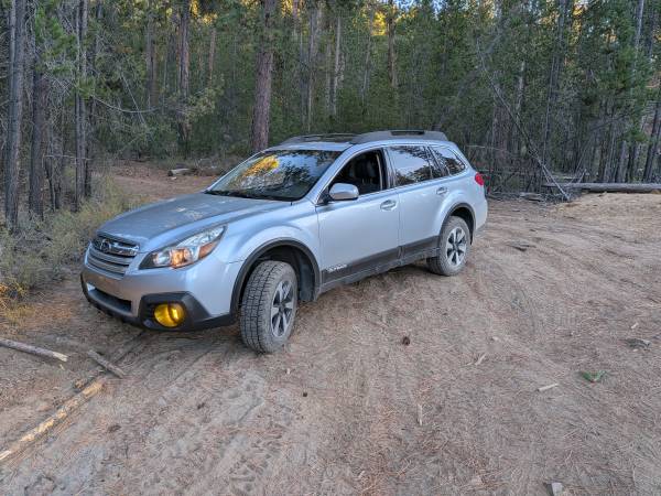 2014 Subaru Outback 3.6R Limited 1