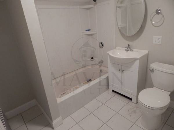 $900 / 5br - Rooms for Rent  Ball Square Area | Spacious 5BR/2BA Apartment. (Medford, Ball Sq, Tufts University)63797280744065123