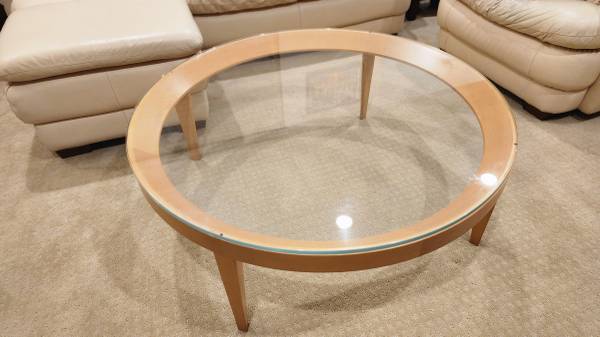 42" round tempered glass coffee table 1