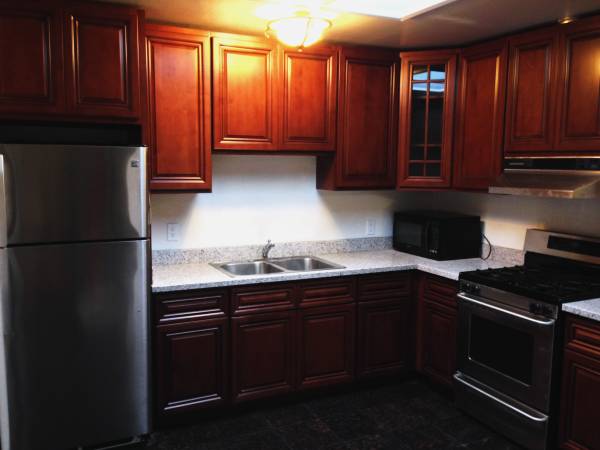 $750 G1 Single room, 10 min walk to SFSU - looking for students! (ingleside / SFSU / CCSF)63870648611201123