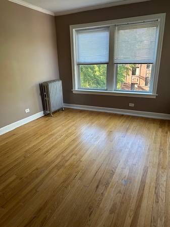 $1,150 / 2br - 900ft2 - Large 2 bed, 1 blk to bus, 3 blks to train - incl. heat (Ridge Ave - Rogers Park)63918415316611121