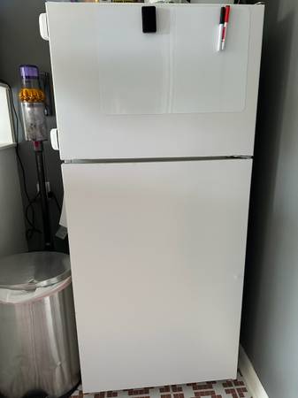 Working Fridge 1