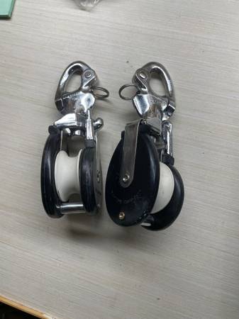 Barton 4” snatch blocks 1
