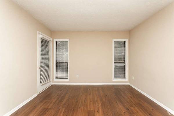 $992 / 1br - 770ft2 - Make your home with us! Lovely community with great style! (Decatur)63964127970179121