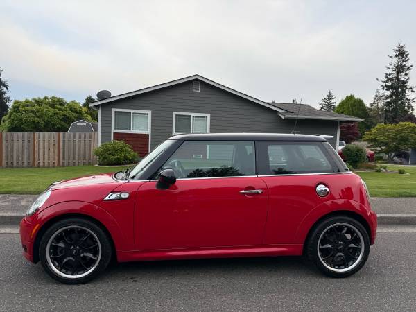 2010 mini cooper S, pocos kilómetros 66k, título limpio, automático - $6,900 (Lynnwood)63622936651009124