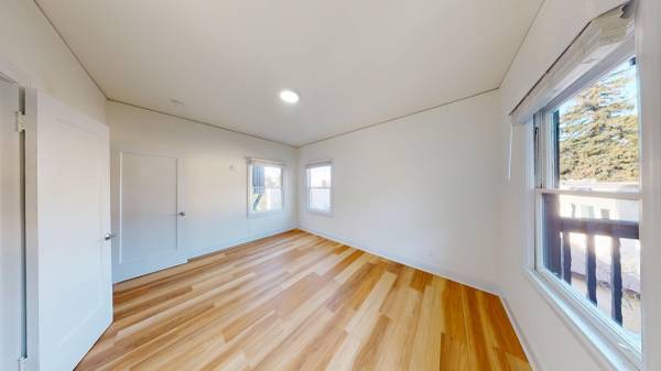 Bright 2 BD/1 BA; Close to UC Berkeley! Unit #3 1