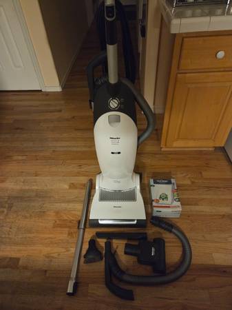 Miele Upright vacuum 1