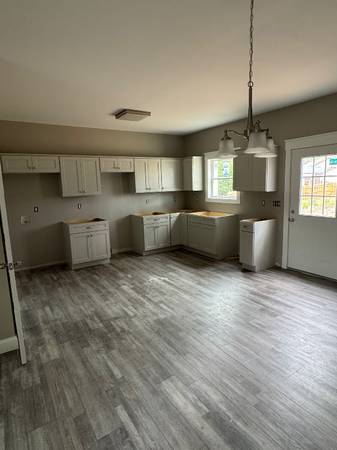 $1800.00 / 3br - 1600ft2 - Charming 3 Bed, 2 Bath Single Family Home in Chatsworth, GA - $1800/mo63993078164611121