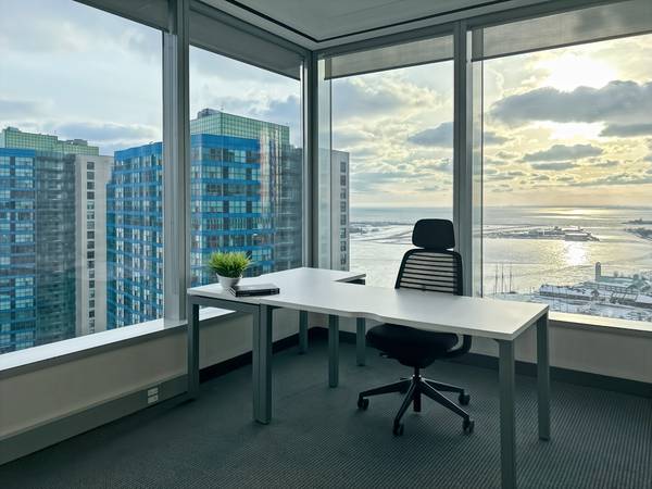 Private, Professional Office Space - Flexible Terms, Only $1132! 1