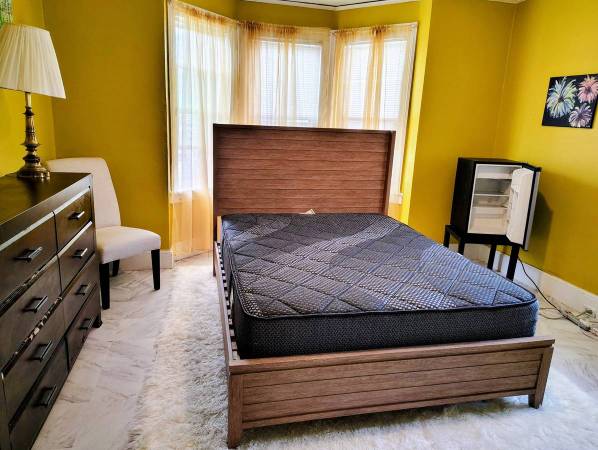 $610 / 1br - AMPLIO SUITE PRIVADO CERCA DE LA ESTACIÓN SMART DE ROHNERT PARK (rohnert pk / cotati)63657895968387120