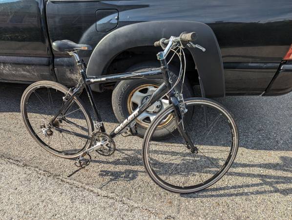 21" Giant Cypress SX 700c commuter sport bike triple chainring 27speed 1