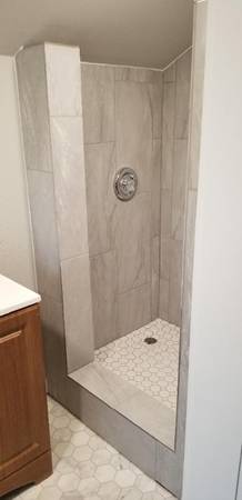 $1100.00 / 2br - 2 bedroom attic apartment for rent!63922559211011122