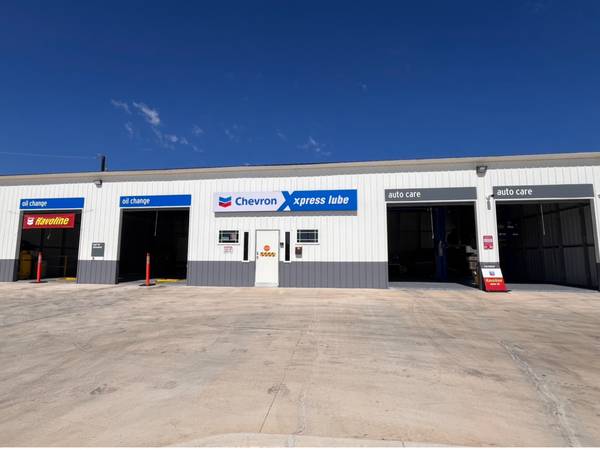 Lead Auto Mechanic (apply with your resume please) 1