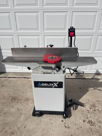 Delta Jointer 1