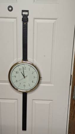 "Wrist Watch" Wall Clock 1