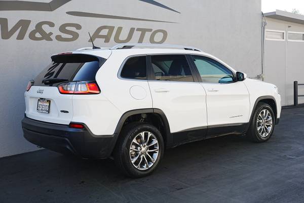 2020 Jeep Cherokee Latitude photo 4