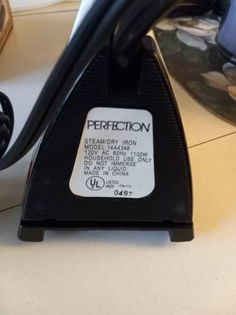 3 Brand new Steam Irons  Various brands 1