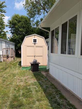 $59,500 / 2br - 1056ft2 - 2 Bed / 2 Bath Manufactured Home – Pond View! (Holt)64196990160899123