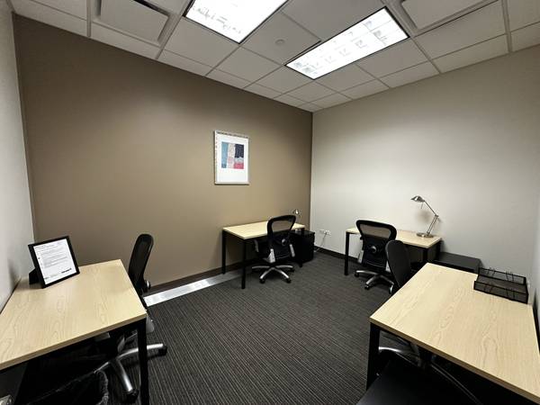 $200 Coworking In The Heart Of St Charles At A Discount!!! (St. Charles)63898984987650120