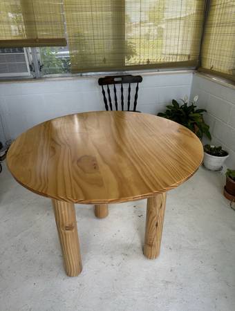 Dining round solid wood table with thick tabletop 1