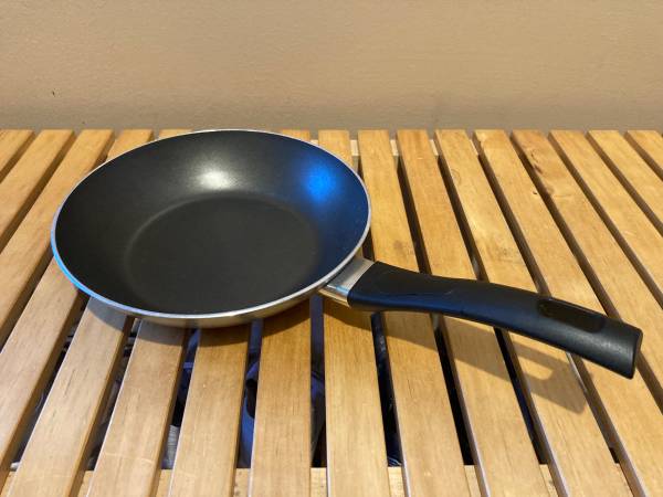 8" non-stick mini fry pan 1