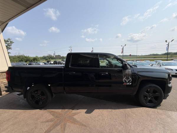 2017 Chevrolet Silverado 1500 - Photo 5