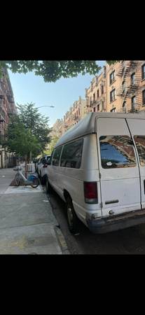 2006 Ford E250 high top van - $3,700 (Inwood / Wash Hts)63654723067649121