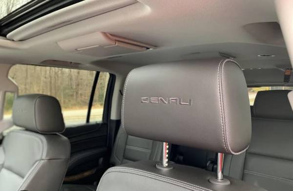 2019 GMC Yukon Denali – Excellent Condition – Fully Loaded - $35,00063619233926273121