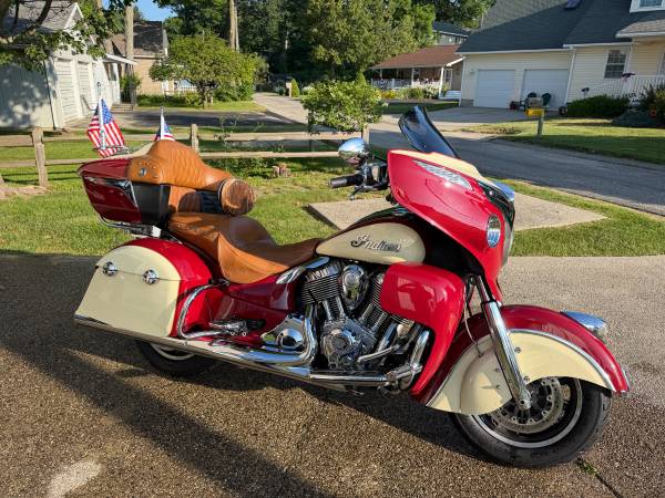 2015 Indian Roadmaster 1