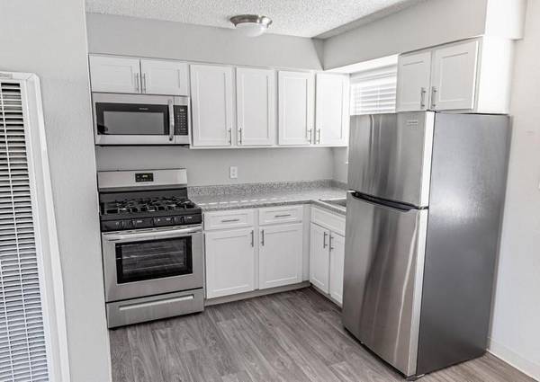 $1,125 / 1br - 483ft2 - Ceiling Fans, Laundry Facility, Sewer and Trash Paid (Carson City)63682219298305120