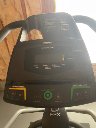 Precor EFX 5.21i Elliptical Machine 1