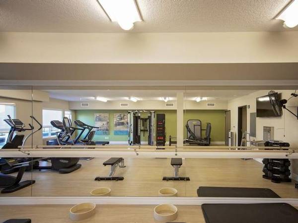 $2,748 / 2br - 1200ft2 - Overnight Guest Suite, High speed internet access available (8945 SW Ash Meadows Circle, Wilsonville, OR 97070)63672637050755124