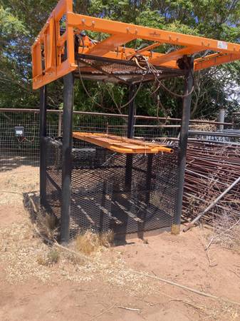 Crane cage 1