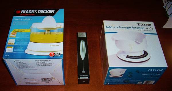 Used Kitchen Lot Black and Decker Juicer Taylor Scale Zulay Milk Frother — $40 in Athens