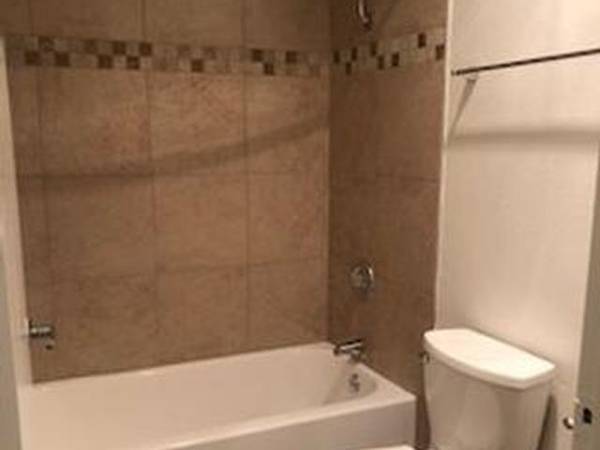 $3,447 / 2br - 1041ft2 - Spa, Air Conditioning, Pool, Ceiling Fans (Hollywood)63840112797185120