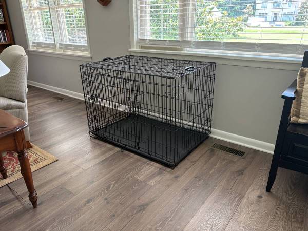 Extra large Dog Crate 1