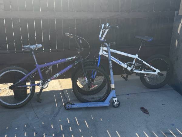 2 bikes and a scooter 1