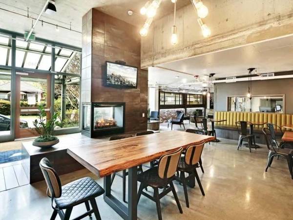 $1,885 / 645ft2 - Electrodomésticos de acero inoxidable, Salón en la azotea, Casa club (Este de la intersección de Alaska y norte de Delridge.)63850642651011123