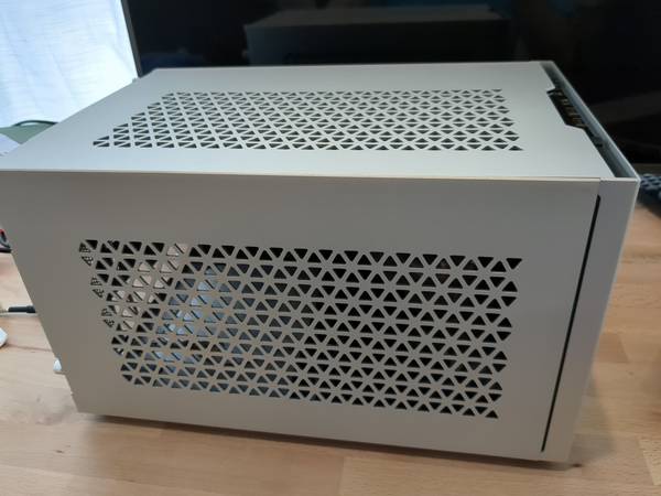 Silverstone Sugo SG15 Mini-ITX case 1