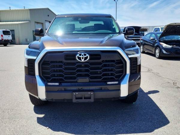 2023 Toyota Tundra 4x4 4WD - Photo 2
